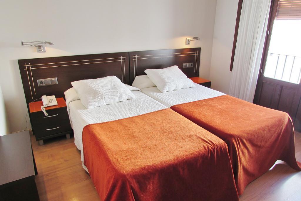 Apartamentos Turisticos Las Nieves Granada Ngoại thất bức ảnh