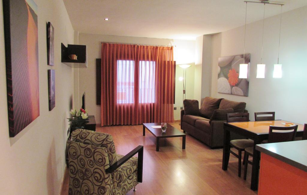 Apartamentos Turisticos Las Nieves Granada Ngoại thất bức ảnh