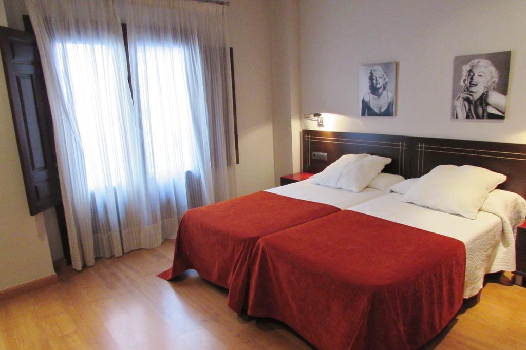 Apartamentos Turisticos Las Nieves Granada Ngoại thất bức ảnh