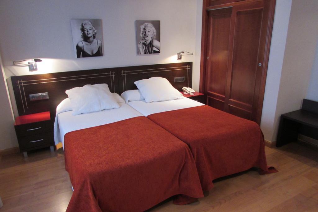 Apartamentos Turisticos Las Nieves Granada Ngoại thất bức ảnh