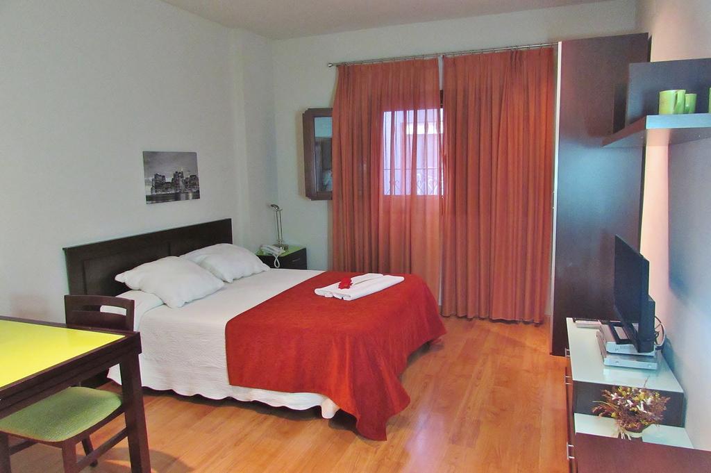 Apartamentos Turisticos Las Nieves Granada Ngoại thất bức ảnh