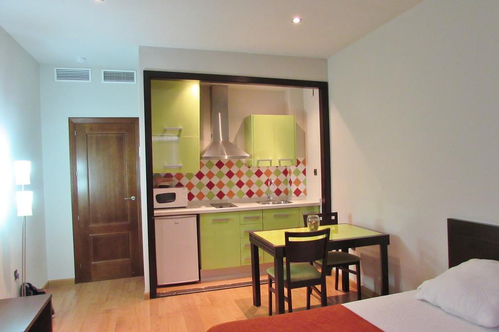 Apartamentos Turisticos Las Nieves Granada Ngoại thất bức ảnh